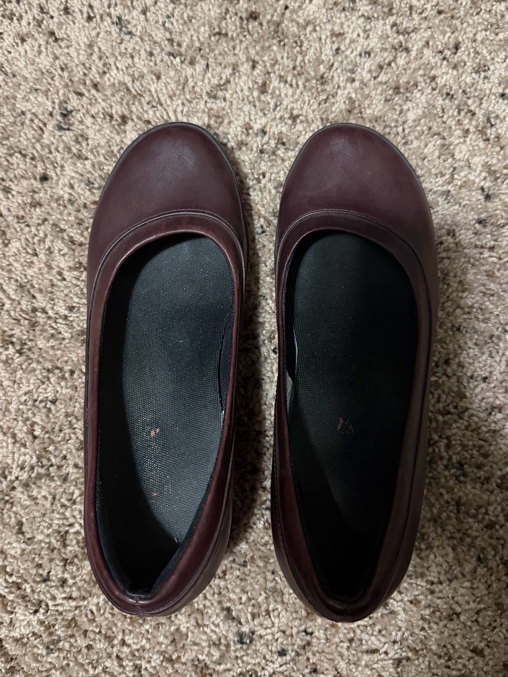 Merrell Women's Burgundy Slip-On Heal